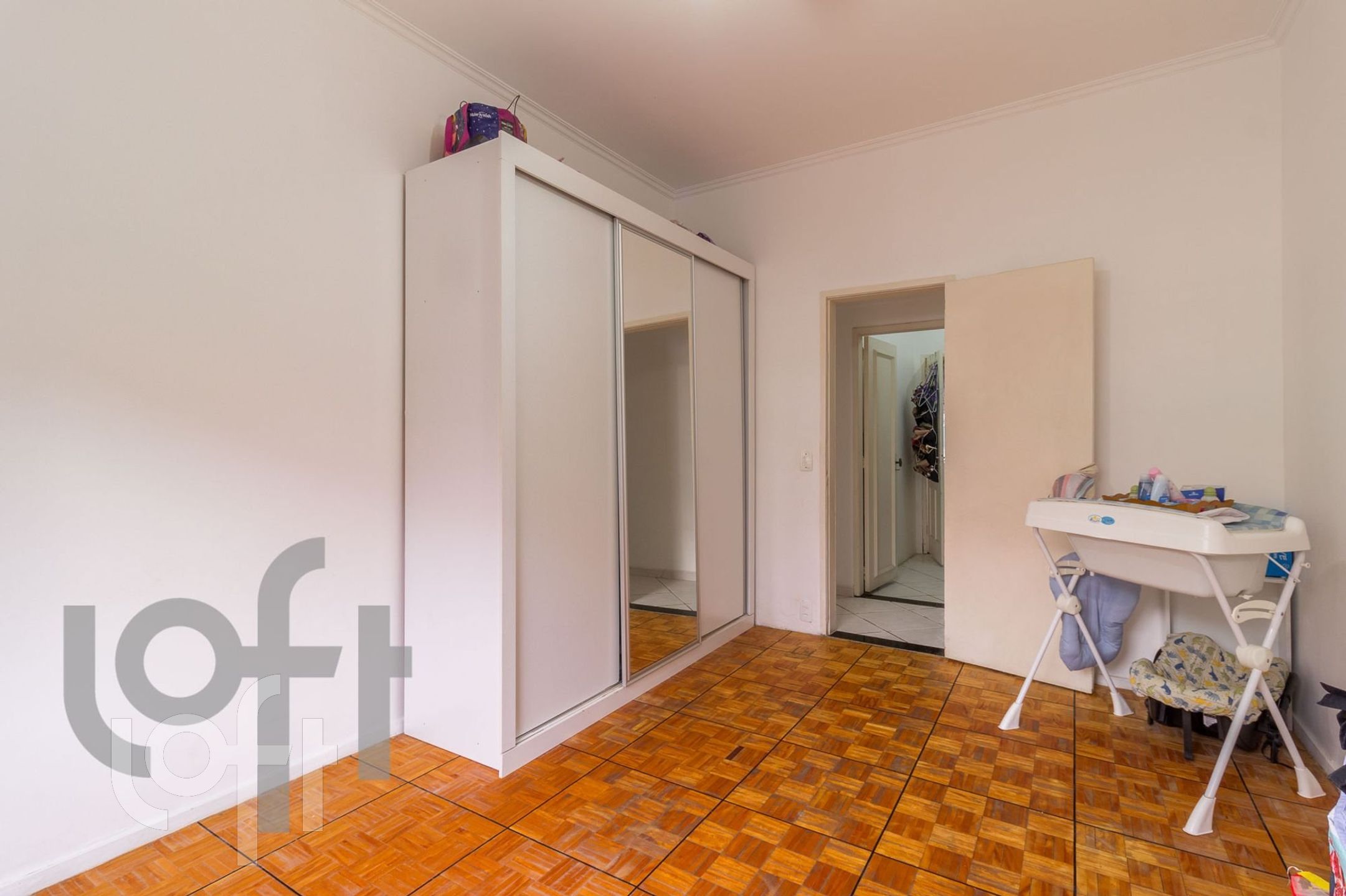 Apartamento à venda com 4 quartos, 140m² - Foto 6