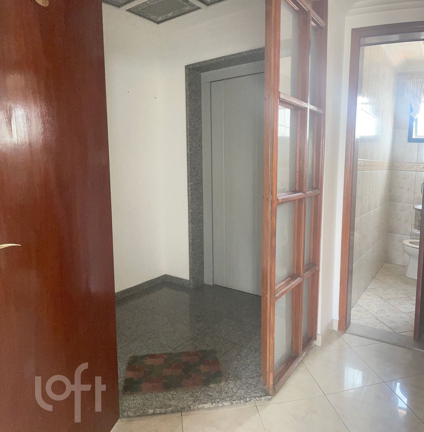 Apartamento à venda com 4 quartos, 127m² - Foto 2