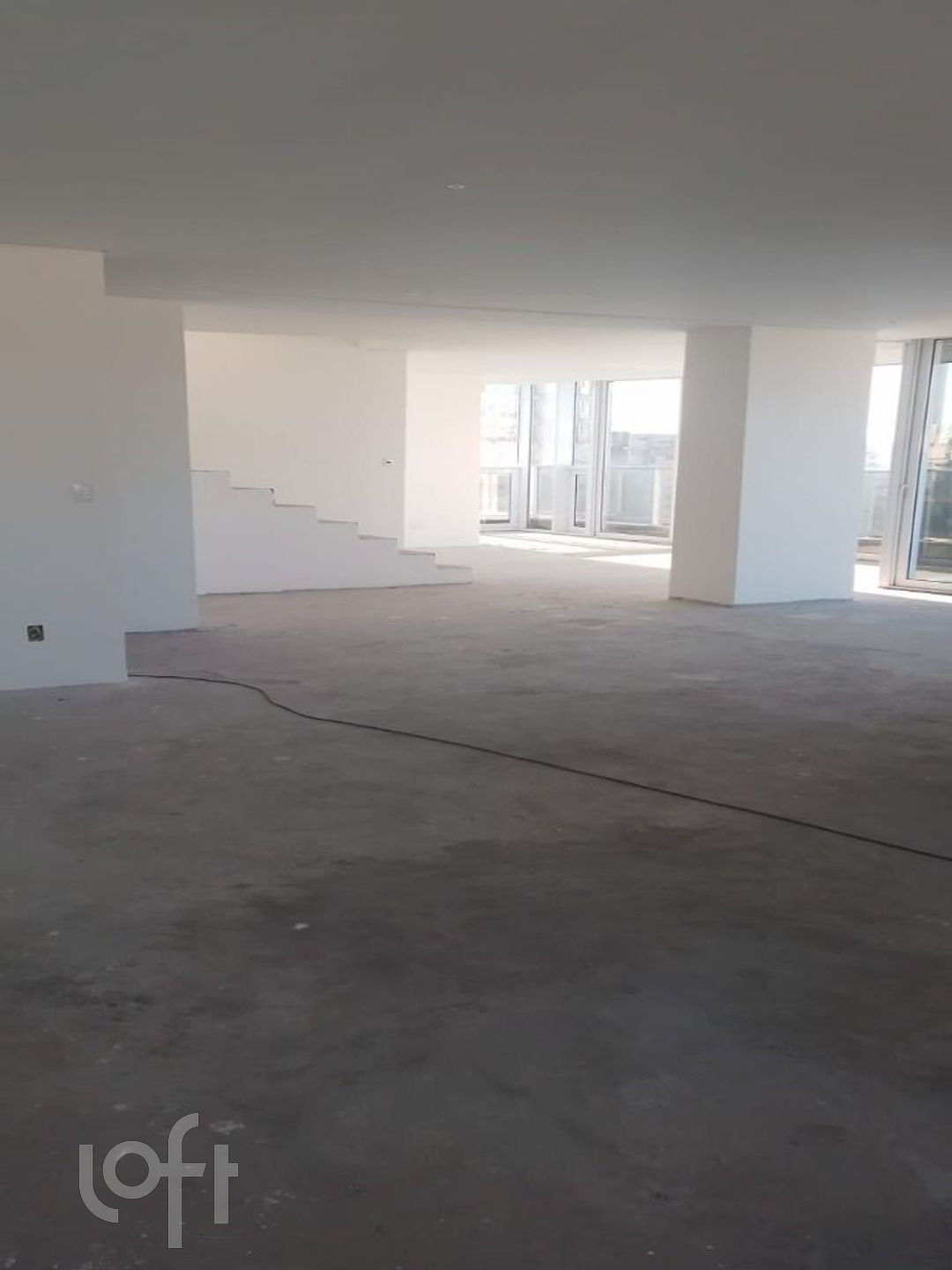 Apartamento à venda com 3 quartos, 298m² - Foto 7