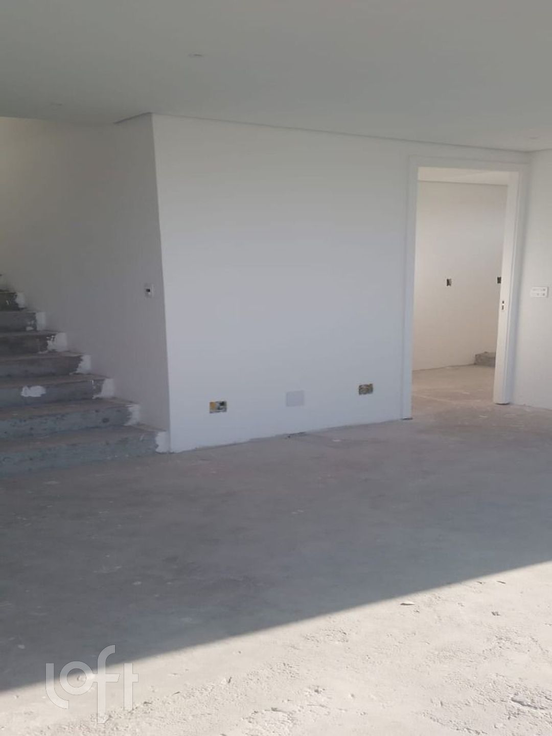 Apartamento à venda com 3 quartos, 298m² - Foto 3