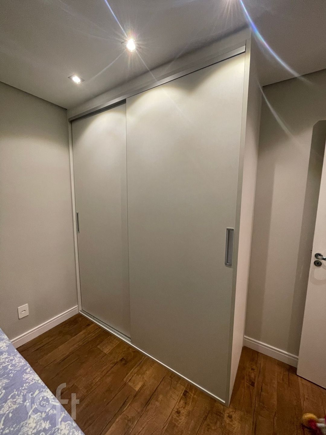 Apartamento à venda com 1 quarto, 53m² - Foto 2