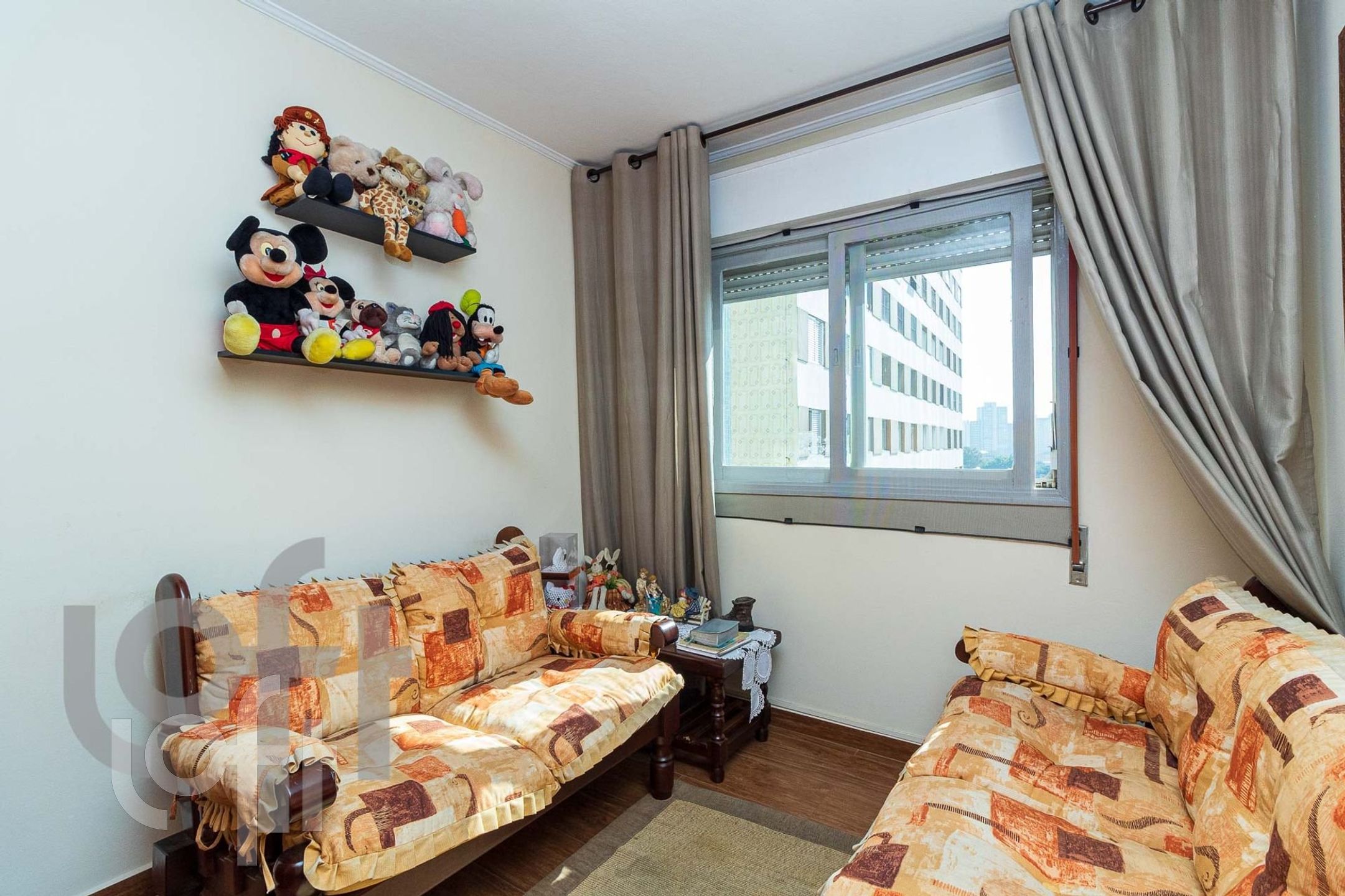 Apartamento à venda com 3 quartos, 90m² - Foto 4