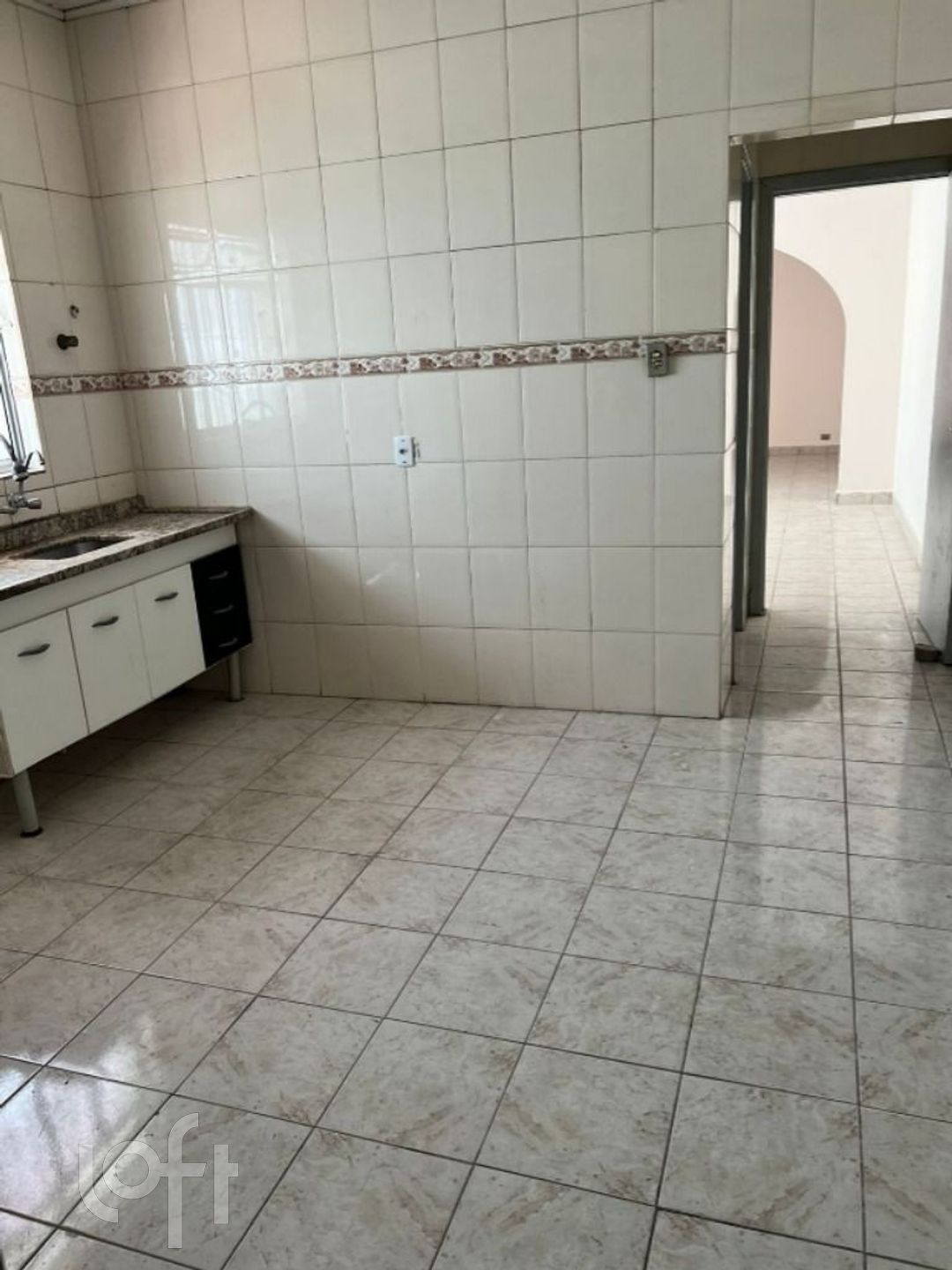 Casa à venda com 2 quartos, 120m² - Foto 3