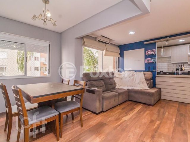 Apartamento com 65m², 3 dormitórios, 1 suíte, 1 vaga, Vila Ipiranga em Porto Alegre