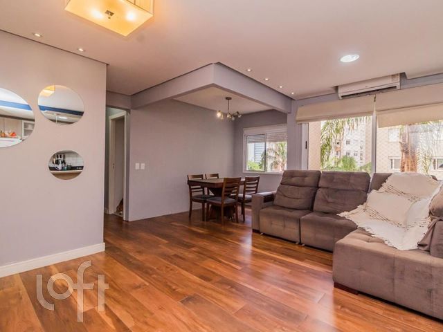 Apartamento com 65m², 3 dormitórios, 1 suíte, 1 vaga, Vila Ipiranga em Porto Alegre