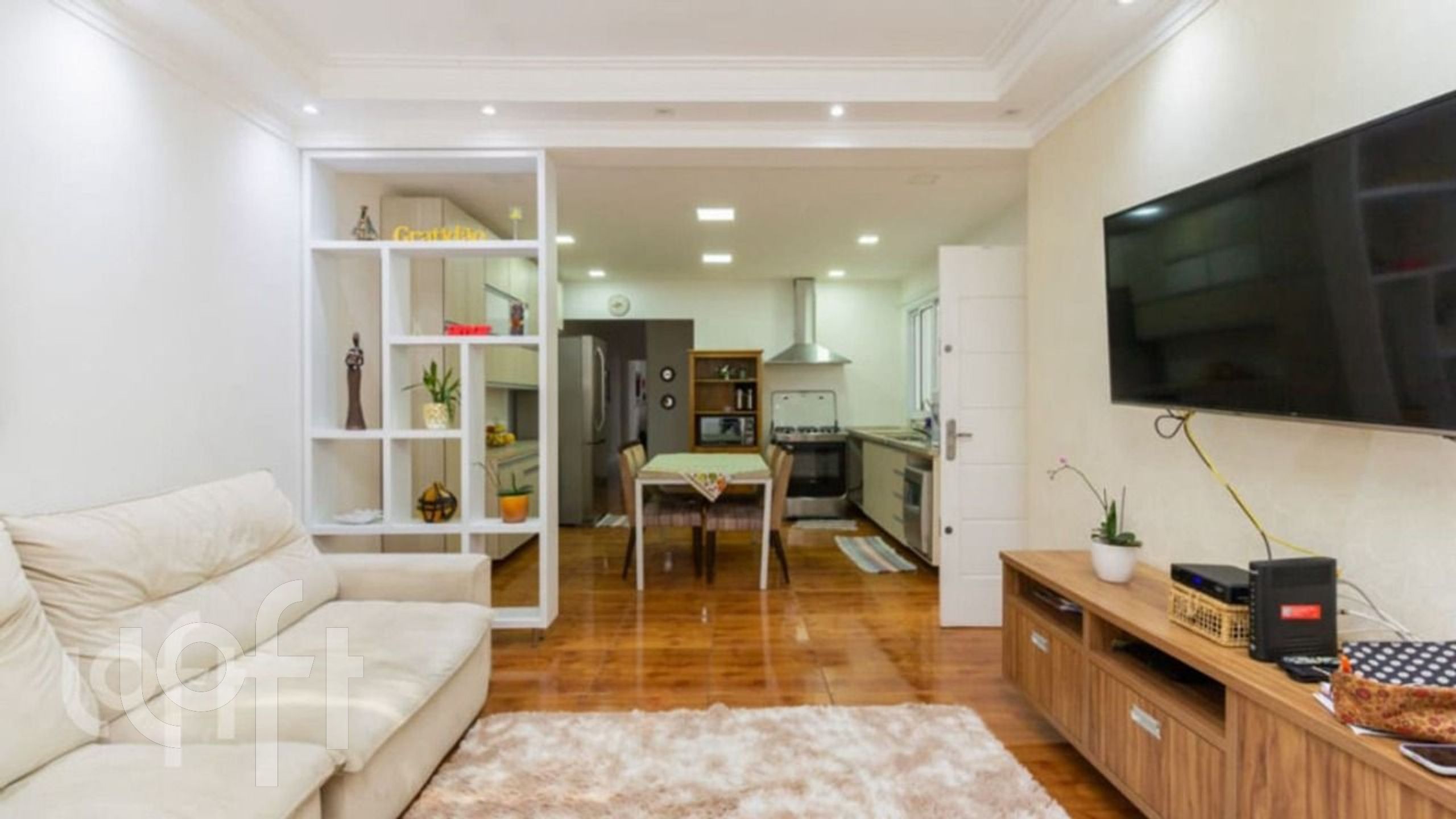 Casa à venda com 3 quartos, 230m² - Foto 2