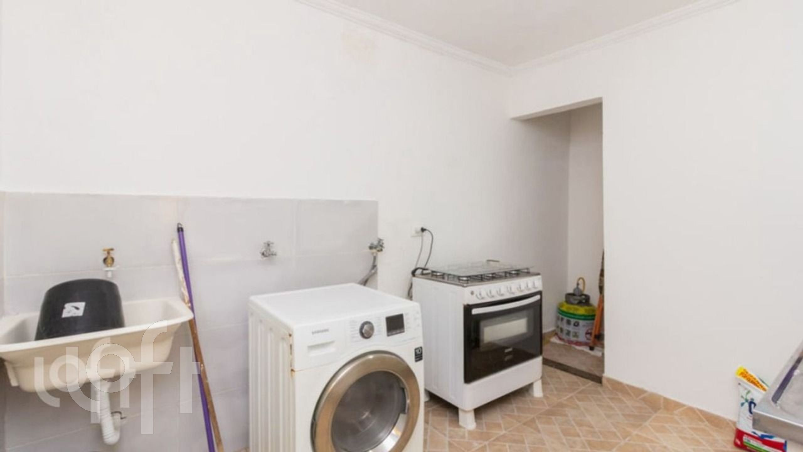 Casa à venda com 3 quartos, 230m² - Foto 10