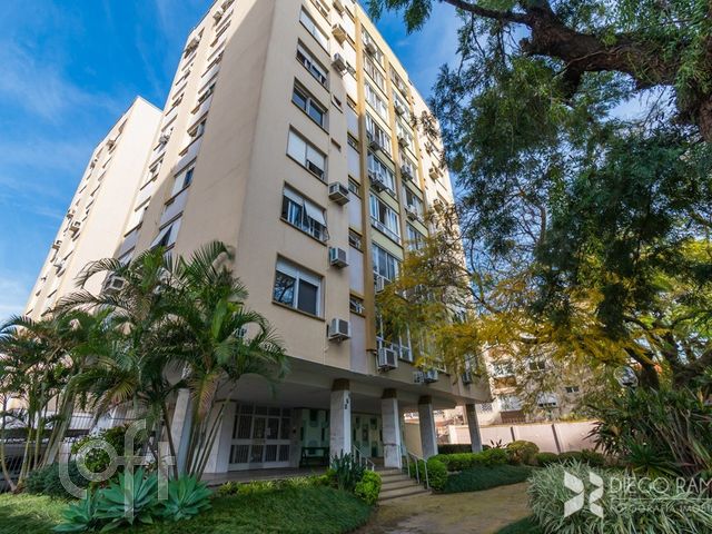 Apartamento com 106m², 3 dormitórios, 1 suíte, 1 vaga, Menino Deus em Porto Alegre