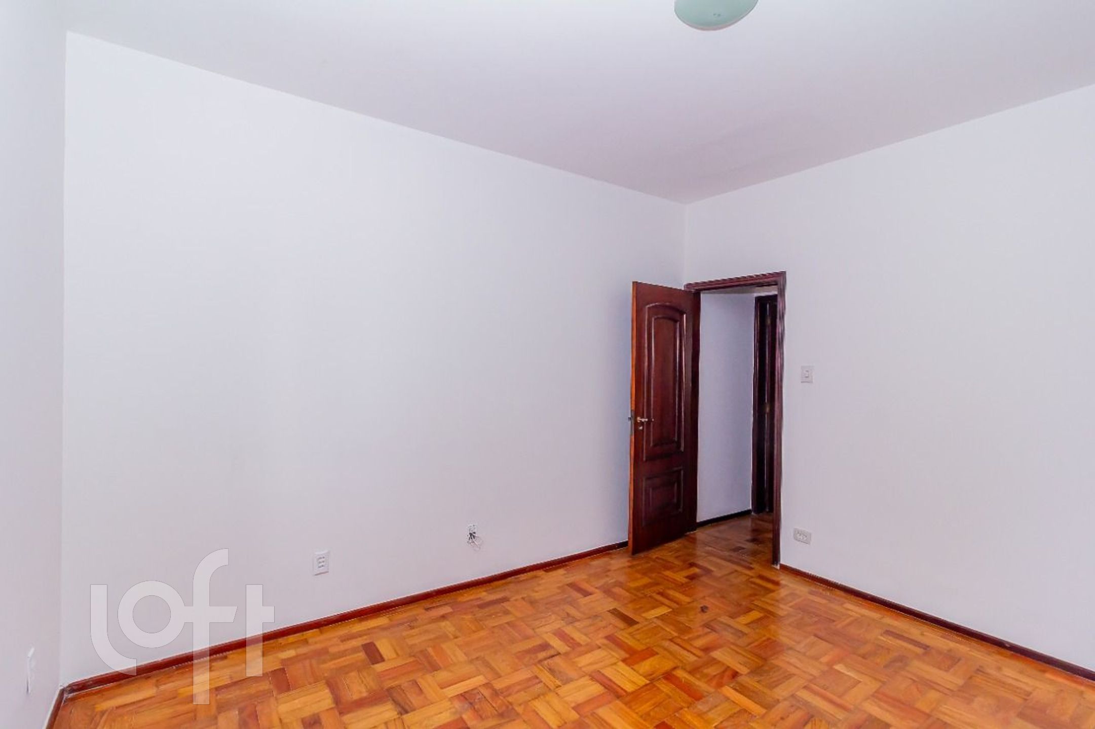 Casa à venda com 2 quartos, 160m² - Foto 8