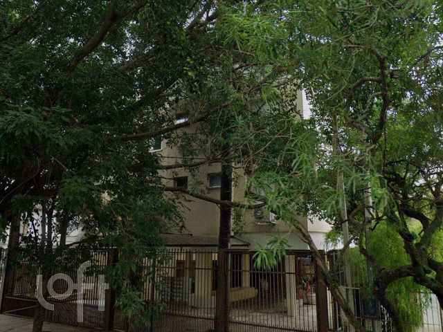 Apartamento com 94m², 3 dormitórios, 1 vaga, Petrópolis em Porto Alegre