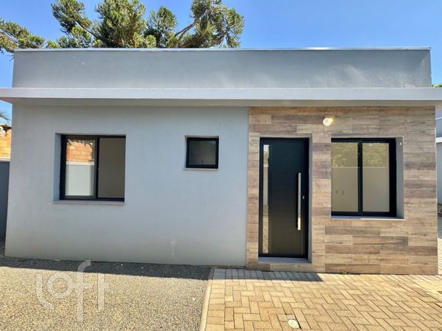 Casa com 48m², 2 dormitórios no bairro São José em Canoas para Comprar