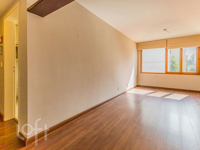Apartamento com 78m², 2 dormitórios, 1 suíte, 1 vaga, Petrópolis em Porto Alegre