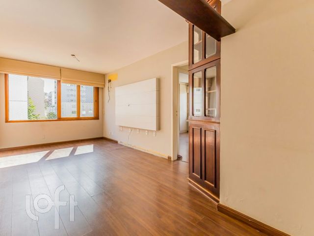 Apartamento com 78m², 2 dormitórios, 1 suíte, 1 vaga, Petrópolis em Porto Alegre