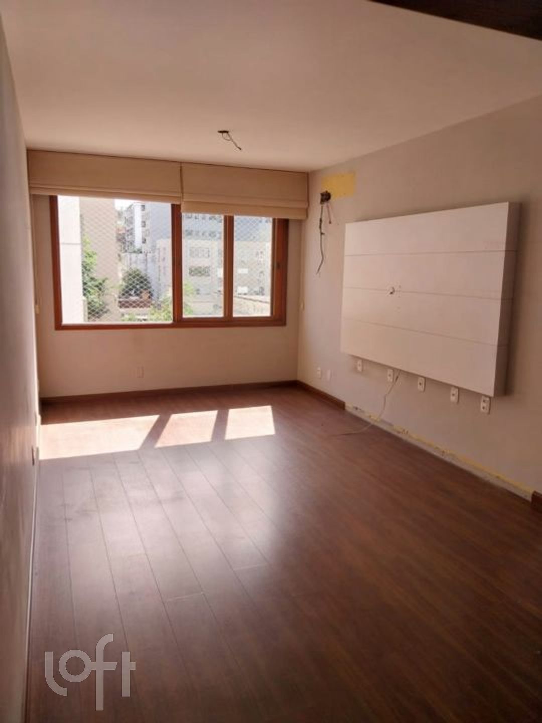 Apartamento com 78m², 2 dormitórios, 1 suíte, 1 vaga, Petrópolis em Porto Alegre