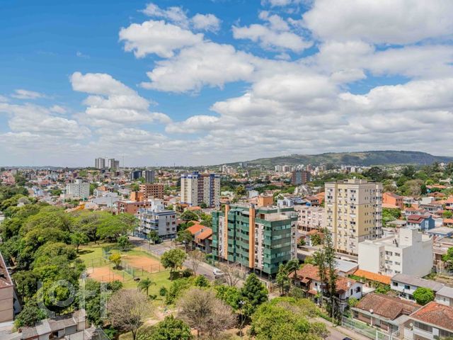Apartamento com 65m², 3 dormitórios, 1 suíte, 1 vaga, Vila Ipiranga em Porto Alegre