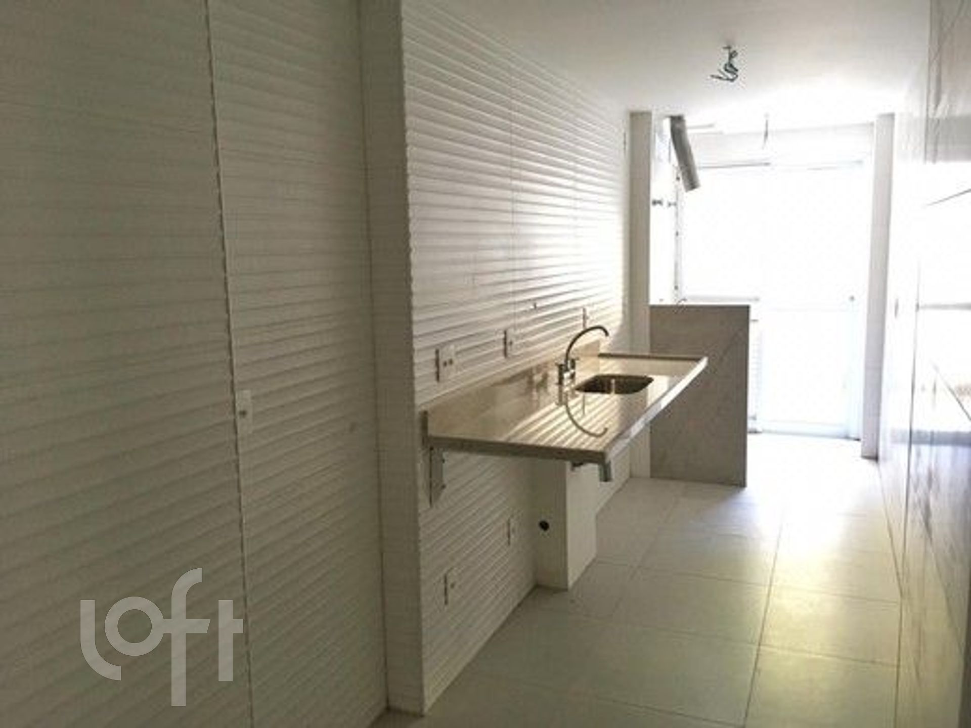 Apartamento à venda com 2 quartos, 165m² - Foto 7