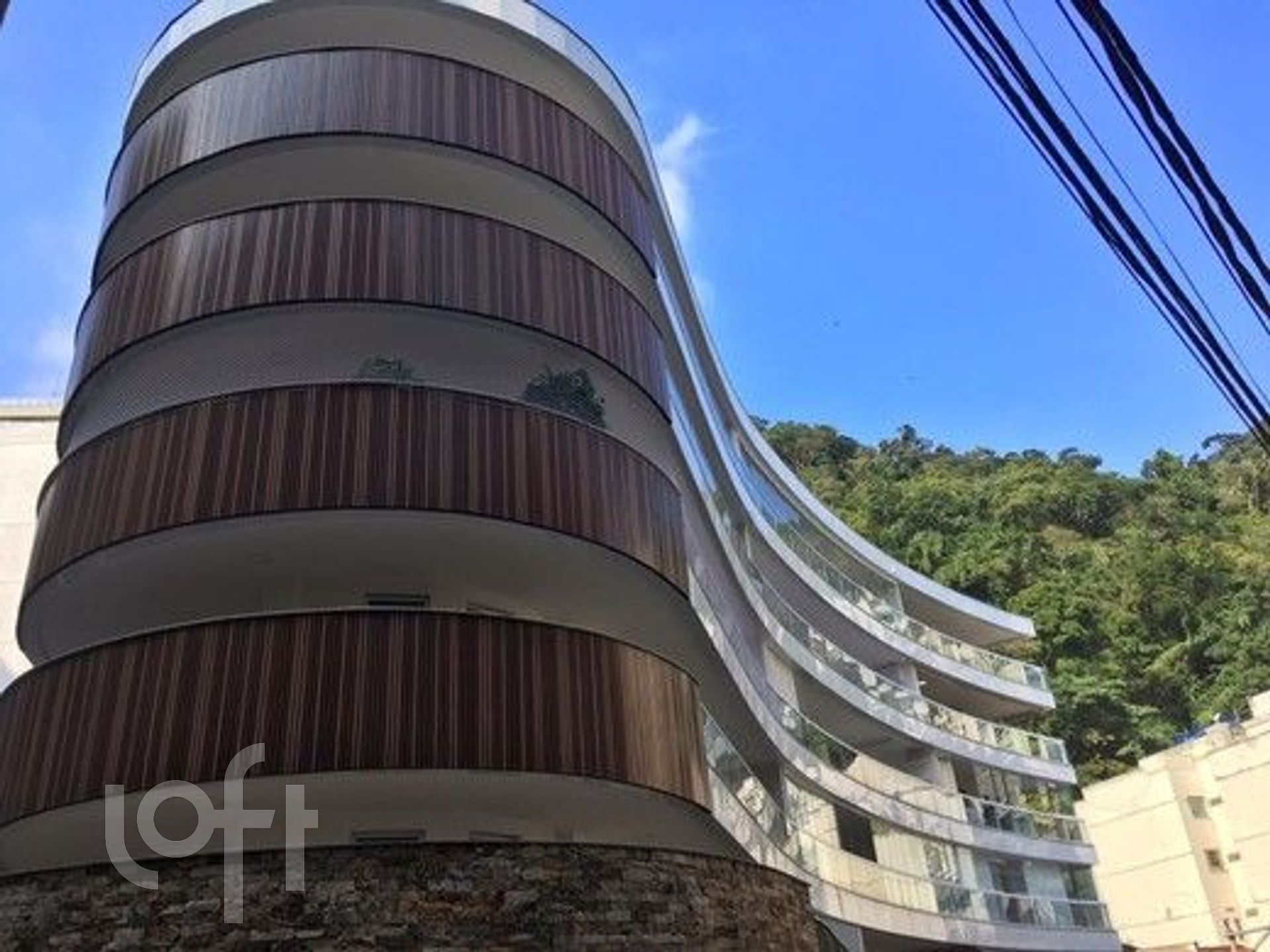 Apartamento à venda com 2 quartos, 165m² - Foto 2