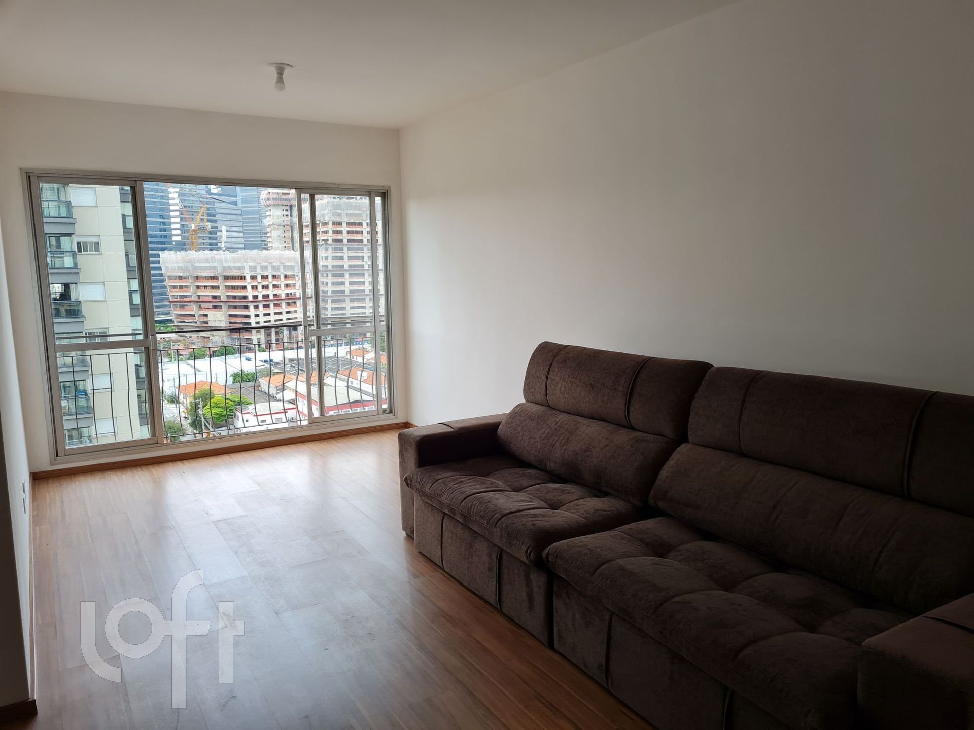 Apartamento à venda com 3 quartos, 100m² - Foto 1