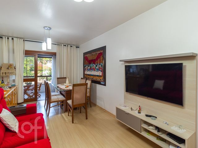 Apartamento com 90m², 3 dormitórios, 1 suíte, 2 vagas, Higienópolis em Porto Alegre