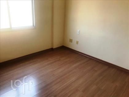 Apartamento à venda com 3 quartos, 107m² - Foto 10