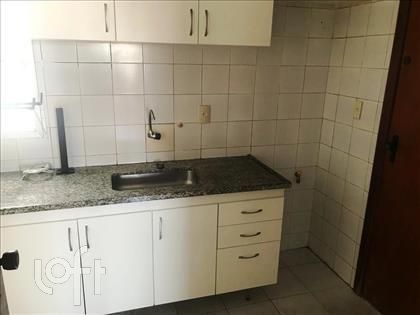 Apartamento à venda com 3 quartos, 107m² - Foto 17