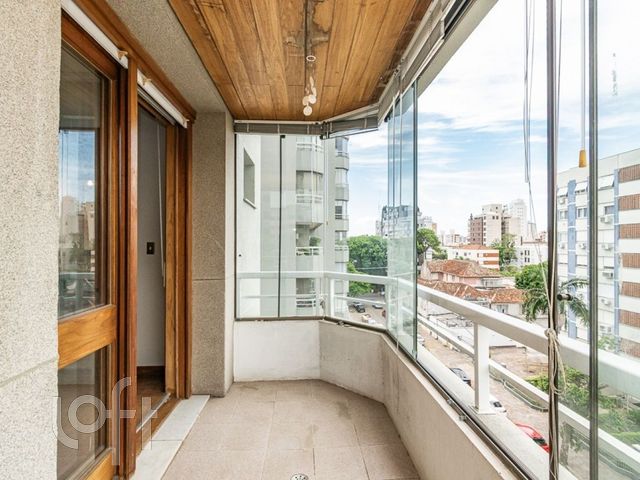 Apartamento com 111m², 2 dormitórios, 1 suíte, 1 vaga, Menino Deus em Porto Alegre