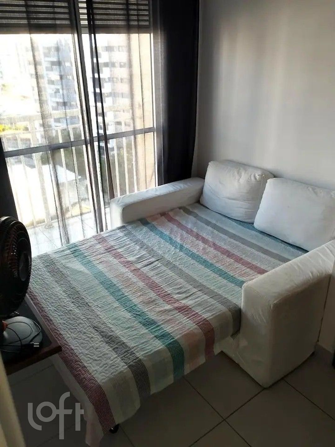 Apartamento à venda com 1 quarto, 29m² - Foto 2