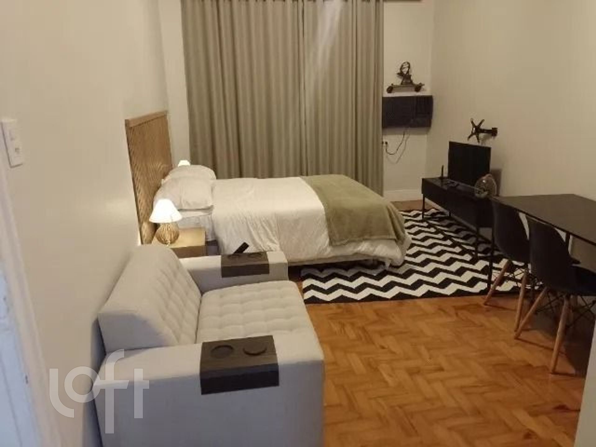 Apartamento à venda com 1 quarto, 34m² - Foto 2