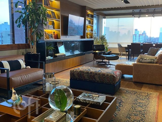 Apartamento com 392m², 4 dormitórios, 3 suítes, 3 vagas, Petrópolis em Porto Alegre