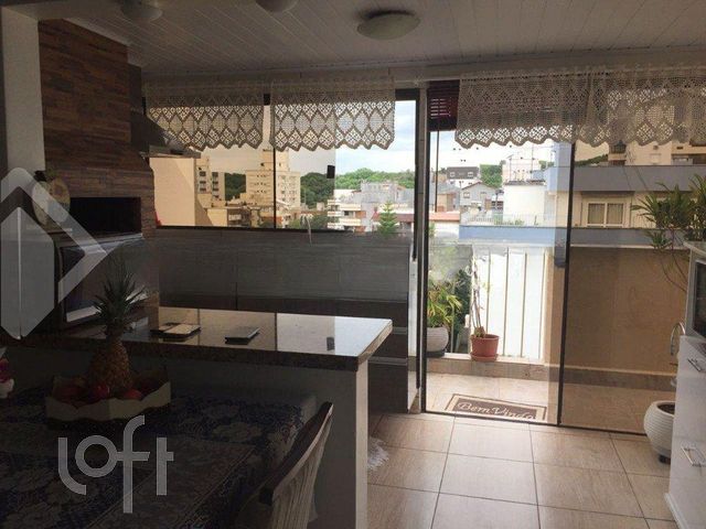 Apartamento com 136m², 3 dormitórios, 1 suíte, 2 vagas, Higienópolis em Porto Alegre