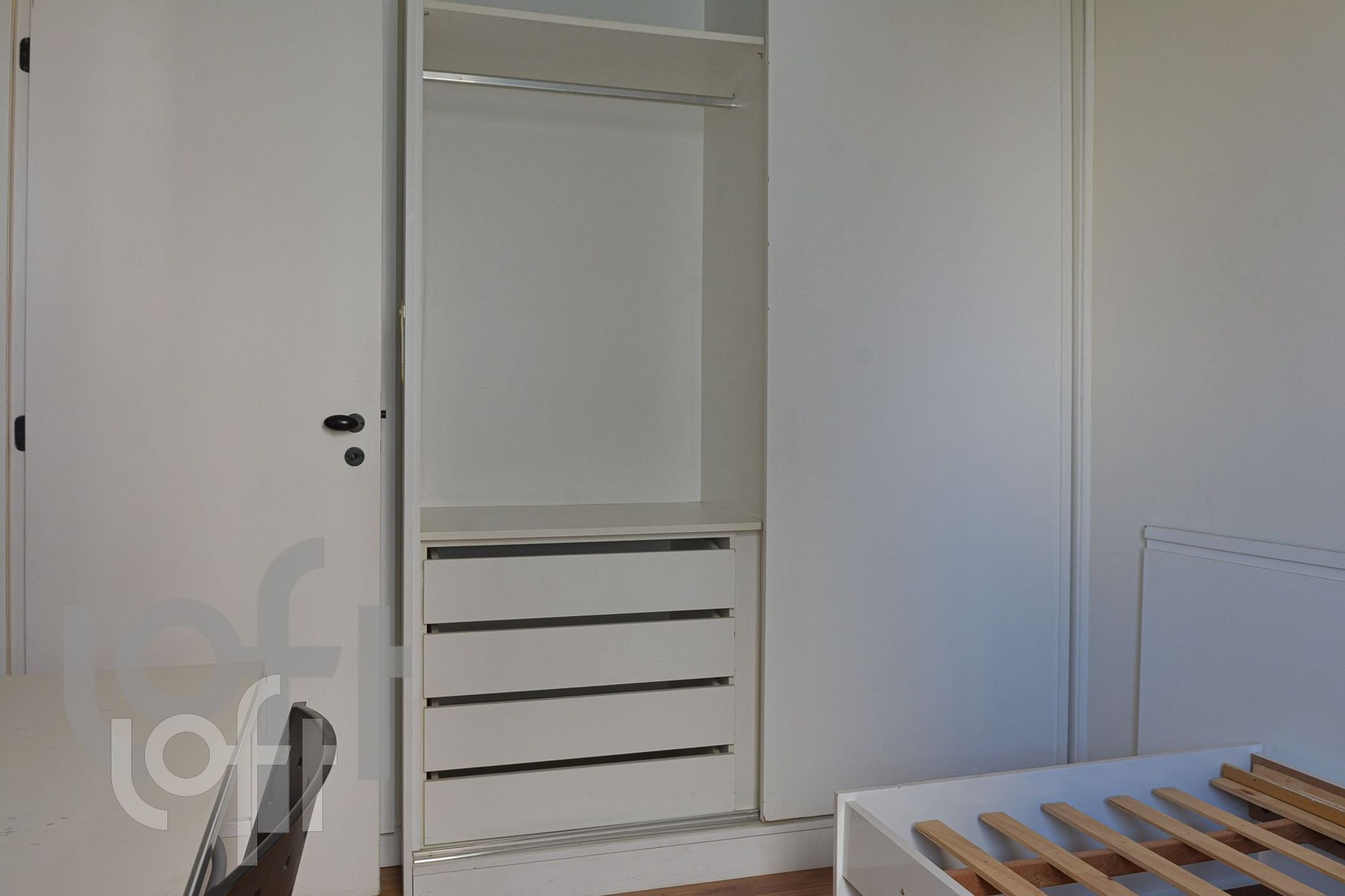 Apartamento à venda com 2 quartos, 70m² - Foto 9