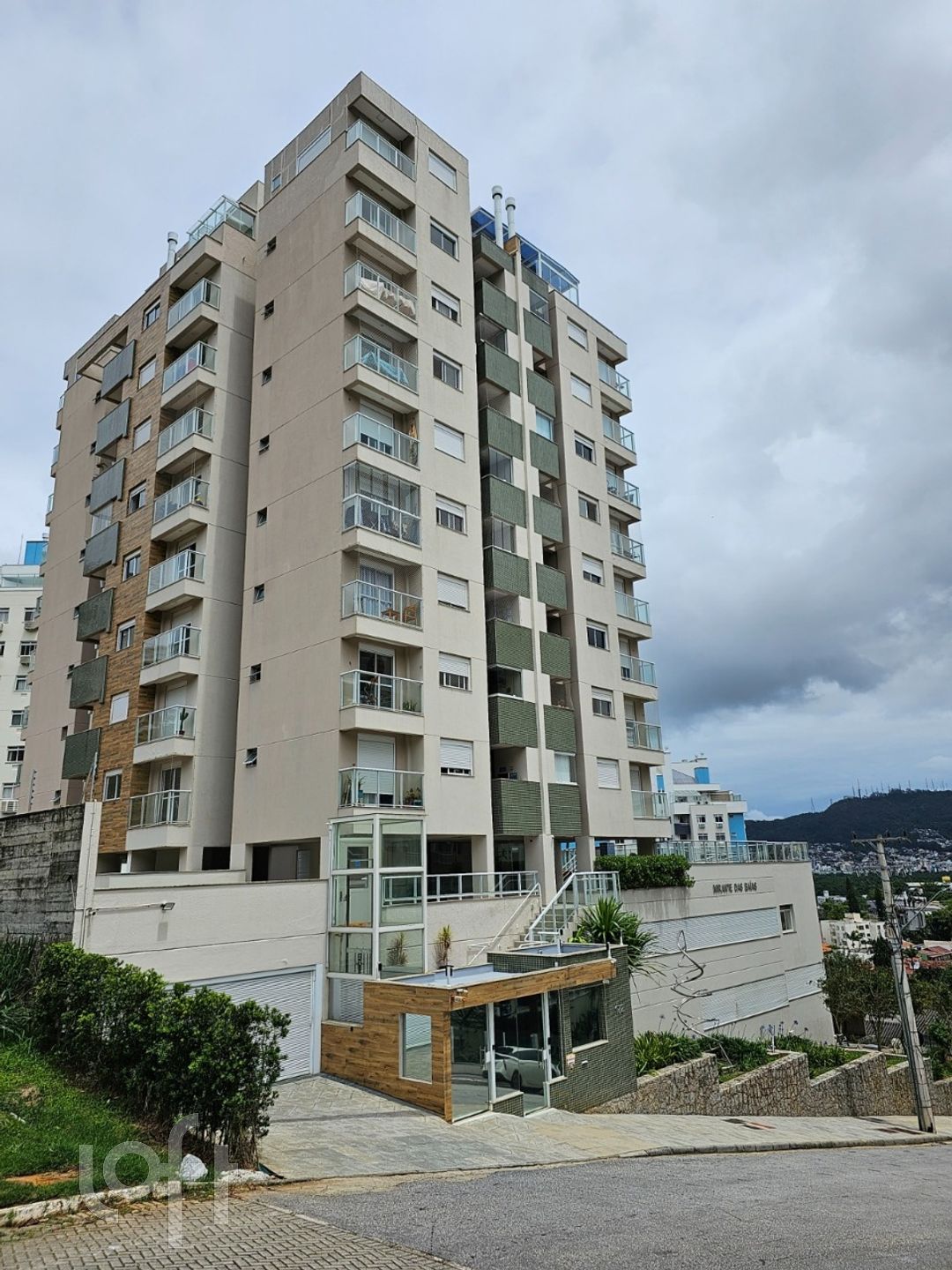 Apartamentos com 70m², 2 quartos, 1 suíte, 2 garagens, no bairro Itacorubi em Florianópolis