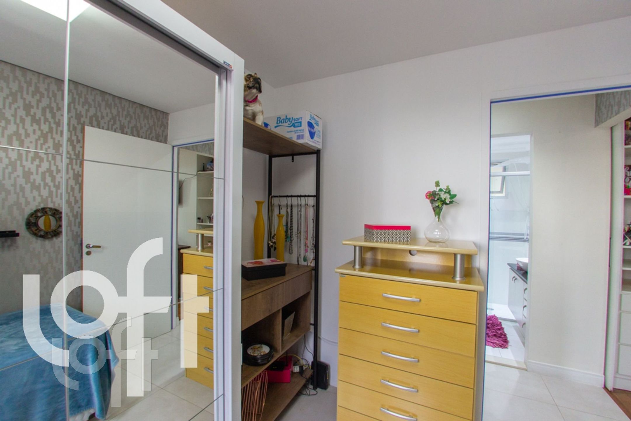 Apartamento à venda com 2 quartos, 64m² - Foto 9