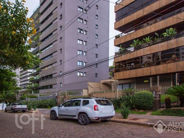 Apartamento com 274m², 4 dormitórios, 2 suítes, 3 vagas, Bela Vista em Porto Alegre