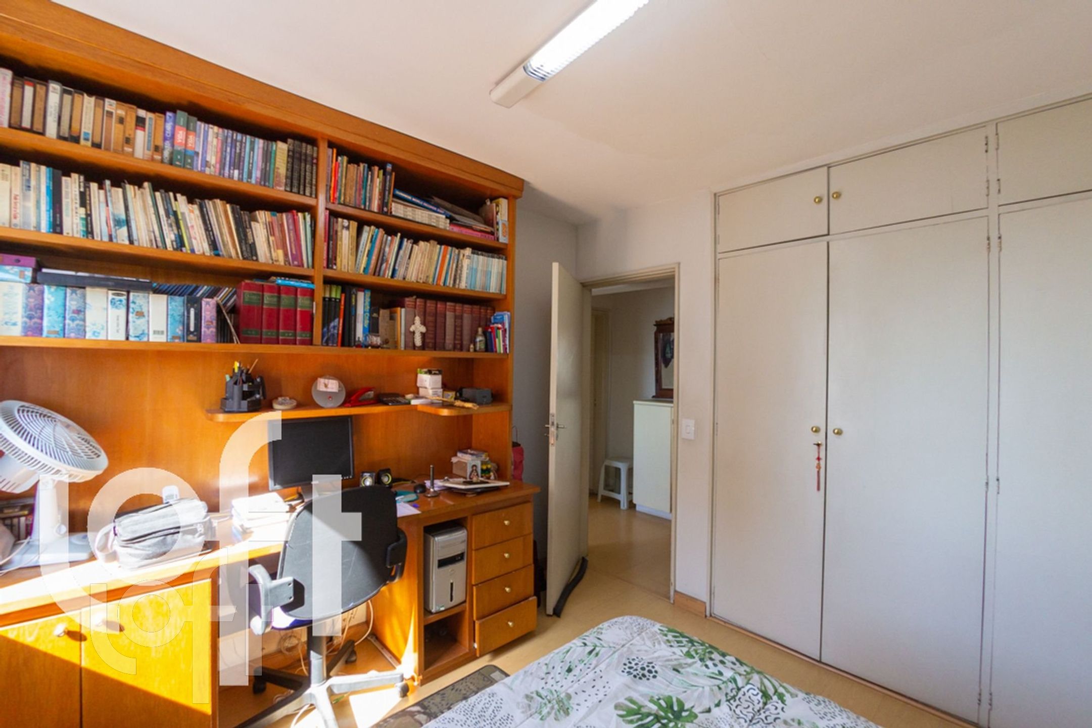 Apartamento à venda com 2 quartos, 95m² - Foto 3