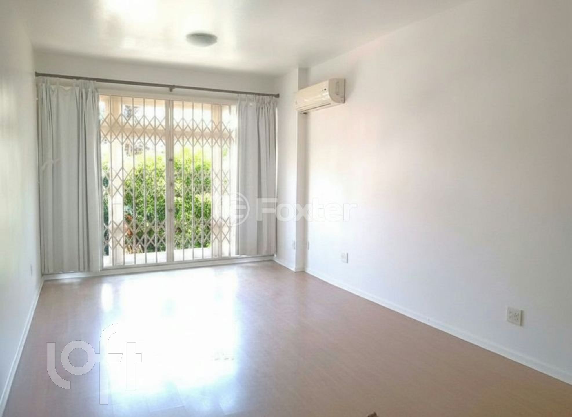 Apartamento com 104m², 3 dormitórios, 1 suíte, 1 vaga, Rio Branco em Porto Alegre