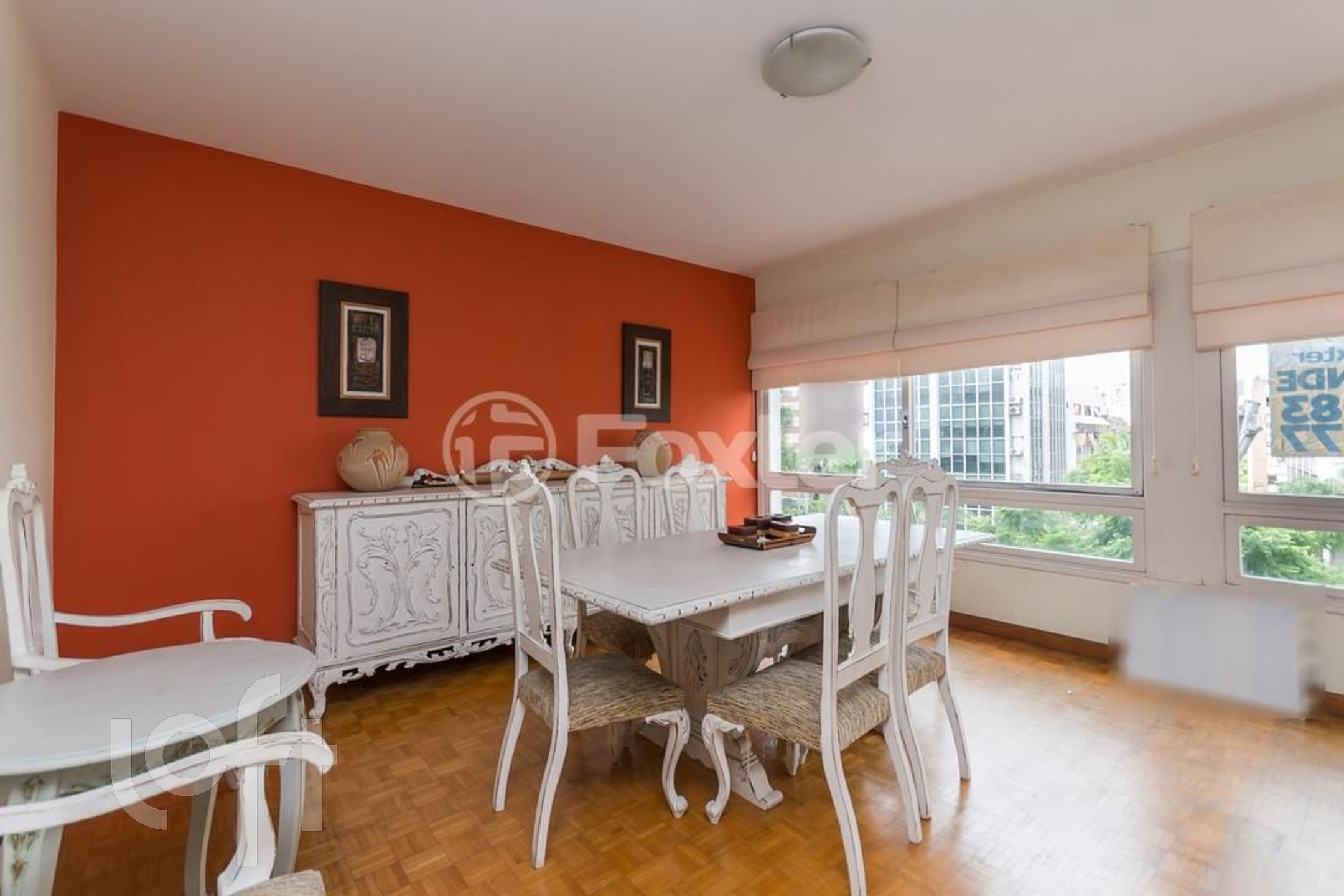 Apartamento com 167m², 4 dormitórios, 3 suítes, 1 vaga, Moinhos de Vento em Porto Alegre