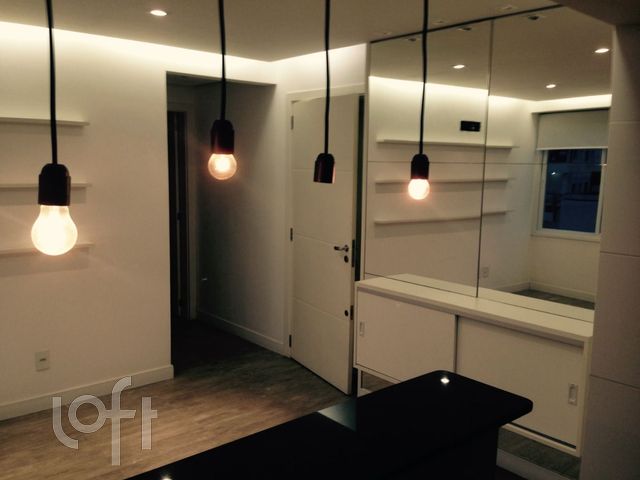 Apartamento com 46m², 1 dormitório, 2 vagas, Rio Branco em Porto Alegre