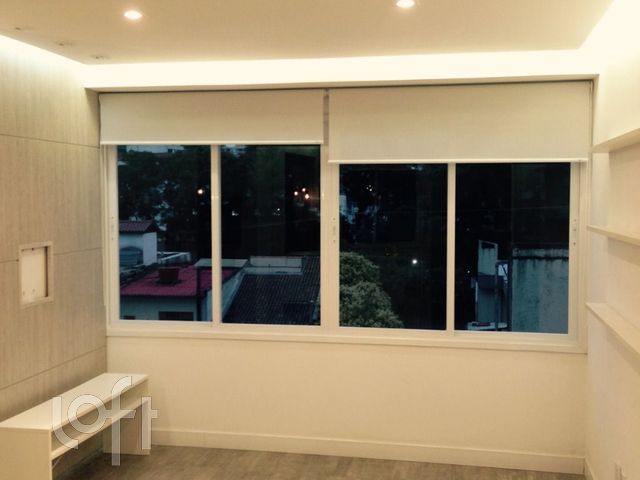 Apartamento com 46m², 1 dormitório, 2 vagas, Rio Branco em Porto Alegre