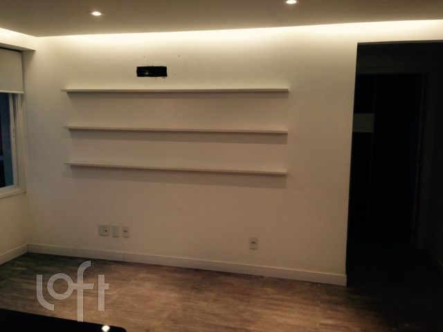 Apartamento com 46m², 1 dormitório, 2 vagas, Rio Branco em Porto Alegre