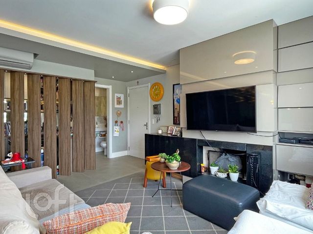 Apartamento com 128m², 3 dormitórios, 3 suítes, 2 vagas, Menino Deus em Porto Alegre