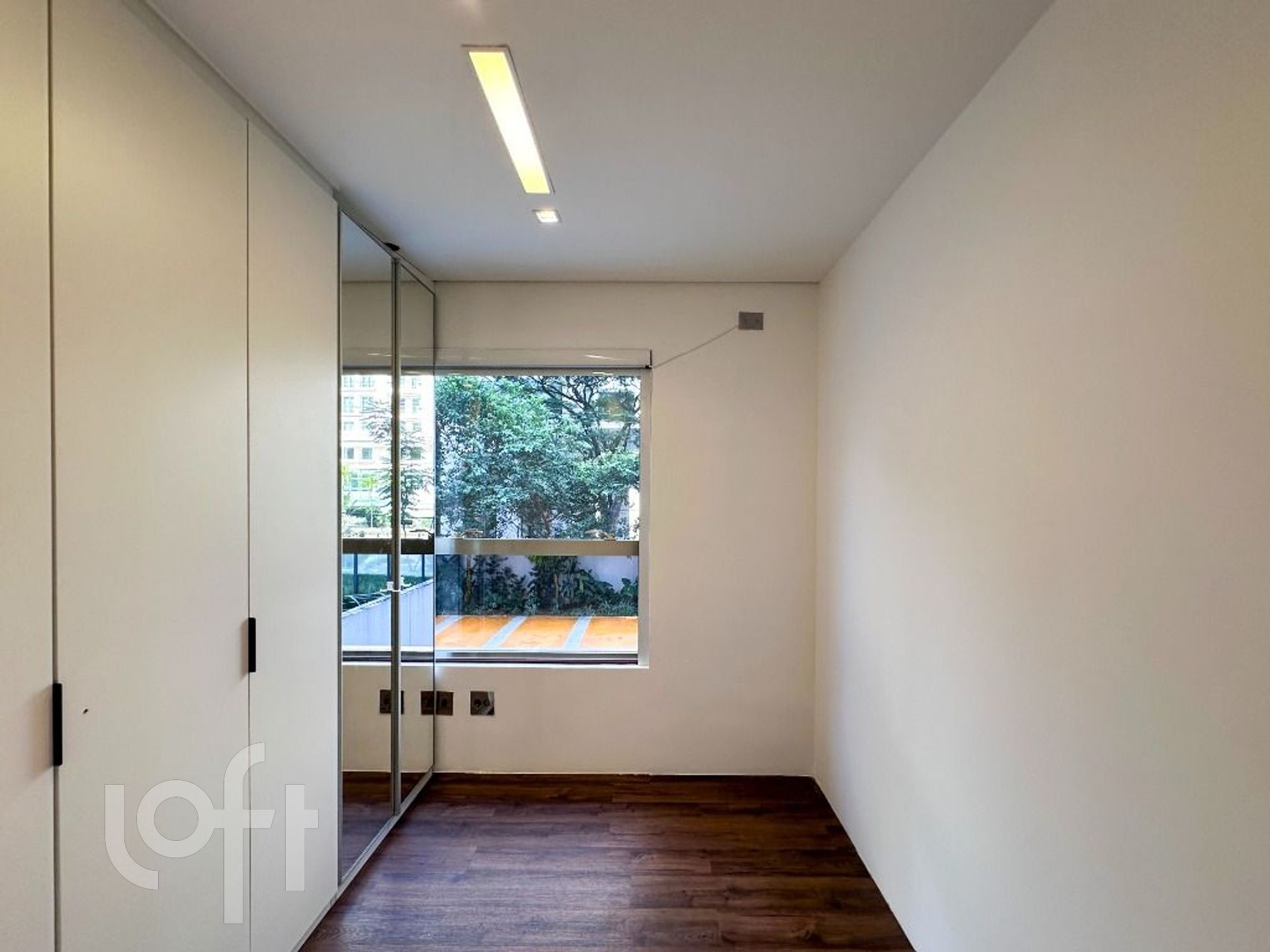 Apartamento à venda com 2 quartos, 75m² - Foto 23