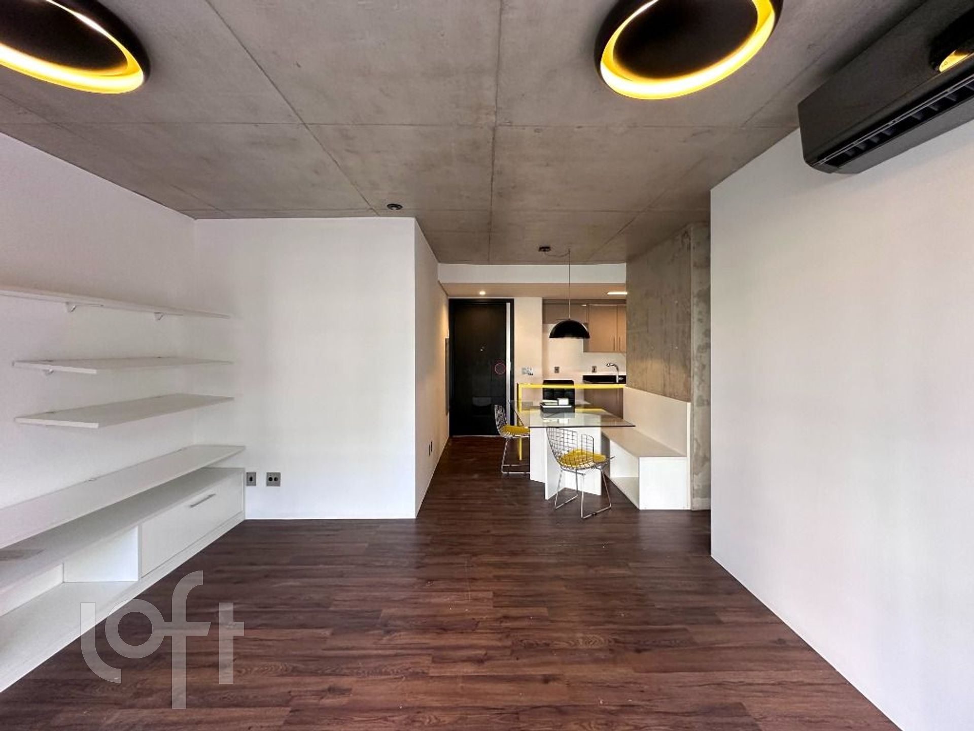 Apartamento à venda com 2 quartos, 75m² - Foto 7