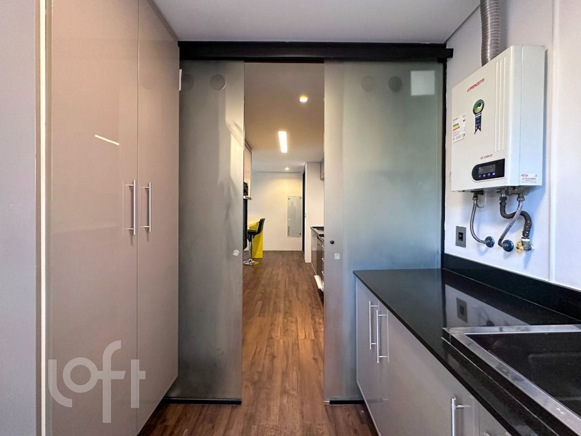 Apartamento à venda com 2 quartos, 75m² - Foto 20