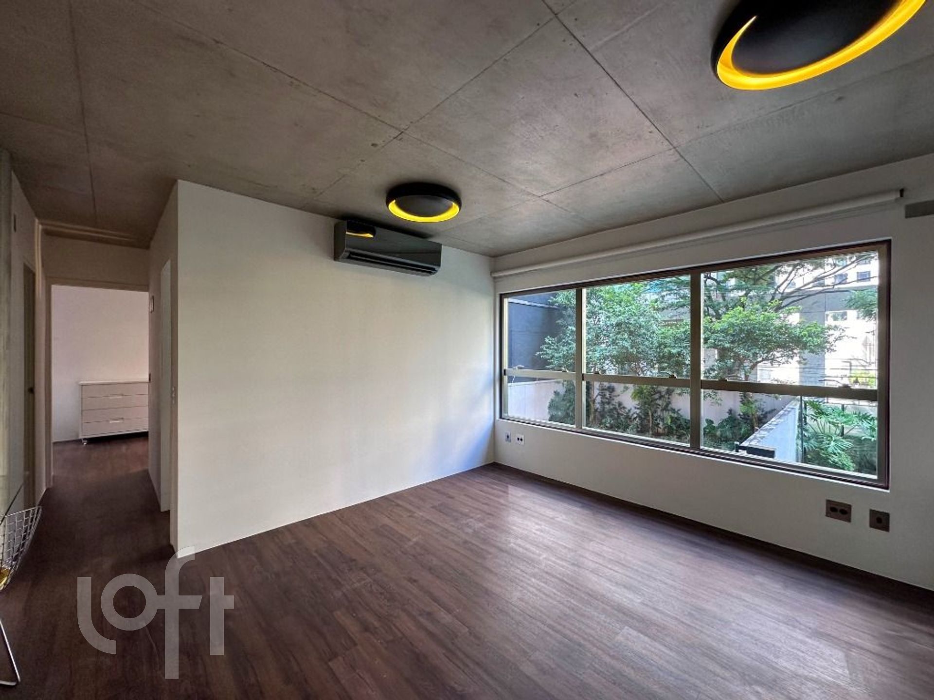 Apartamento à venda com 2 quartos, 75m² - Foto 3