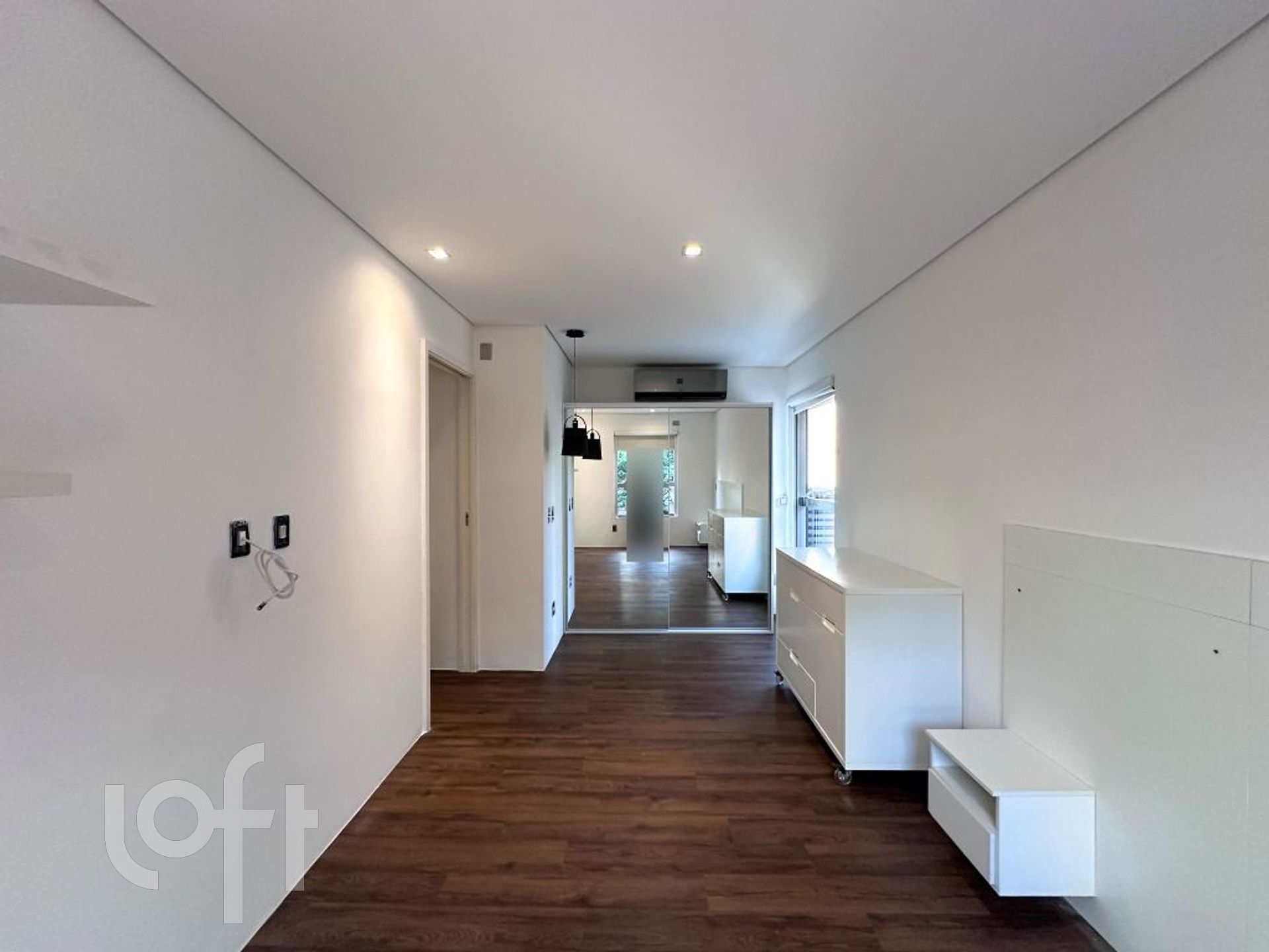 Apartamento à venda com 2 quartos, 75m² - Foto 30