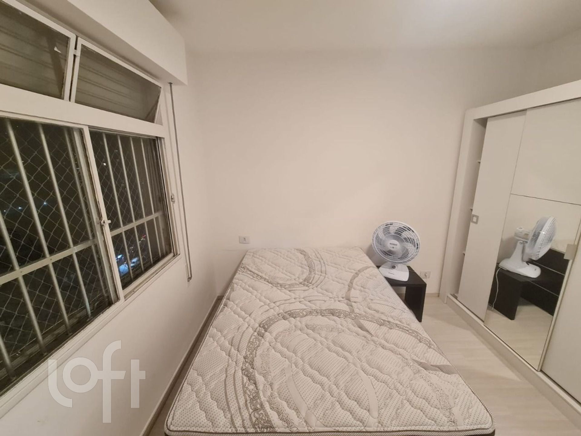 Apartamento à venda com 2 quartos, 58m² - Foto 18