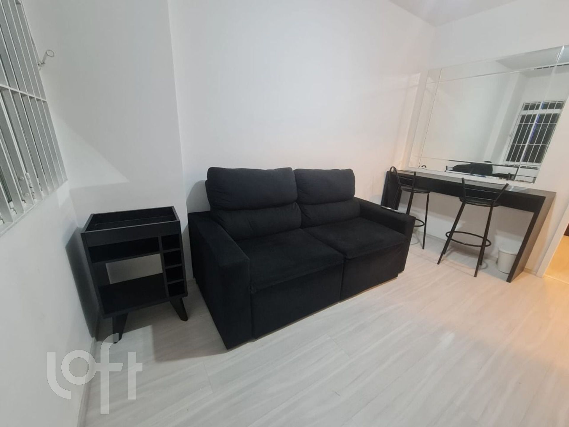 Apartamento à venda com 2 quartos, 58m² - Foto 2