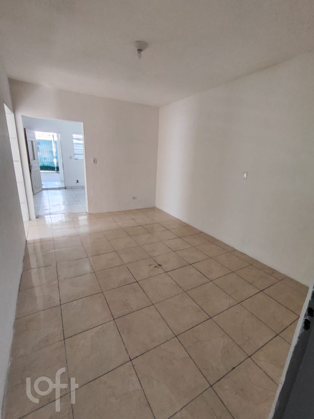 Casa à venda com 3 quartos, 79m² - Foto 4