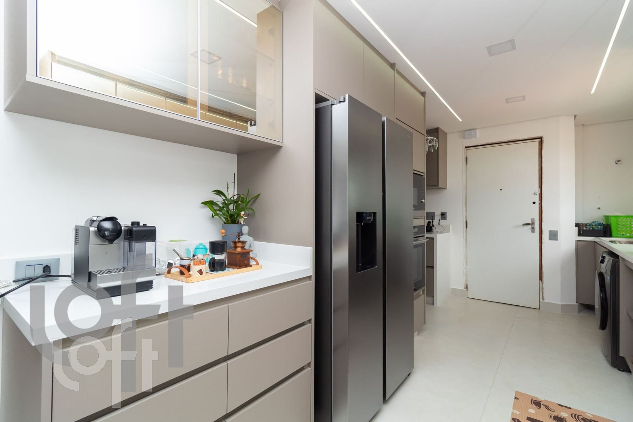 Apartamento à venda com 3 quartos, 144m² - Foto 19